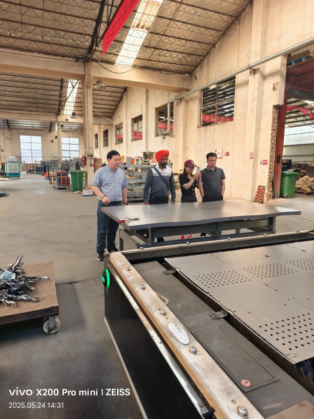 CNC tool cabinet