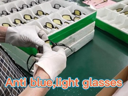 Anti-blue light glasses assembling