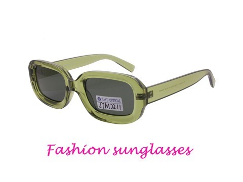 Nuevas gafas de sol de moda de plástico de lujo para mujer