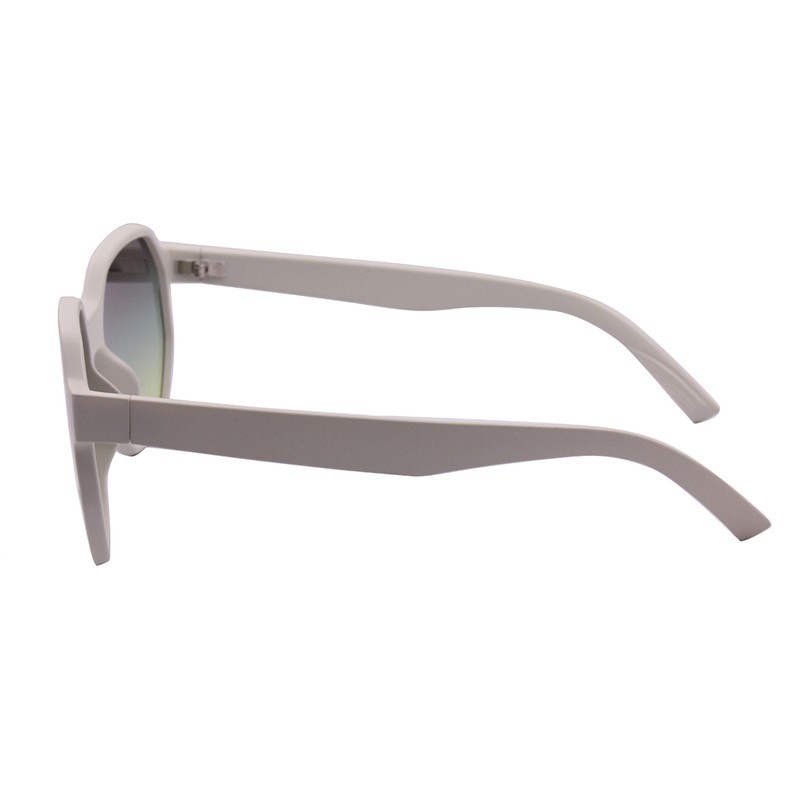 Gafas de sol de nuevo diseño con logotipo personalizado para mujer