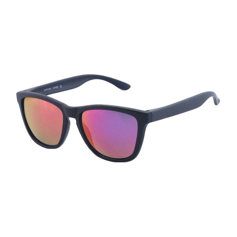 Plastic Polarized Sunglasses for Women and Men Classic Trendy Sun Glasses with 100% UV Protection