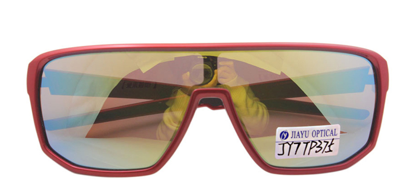 Polarized Cycling Glasses