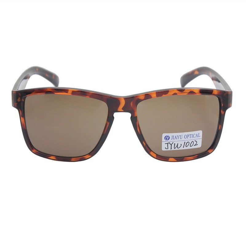 Gafas de sol de moda retro vintage OEM para mujeres y hombres, gafas de sol clásicas para conducir con protección UV400.