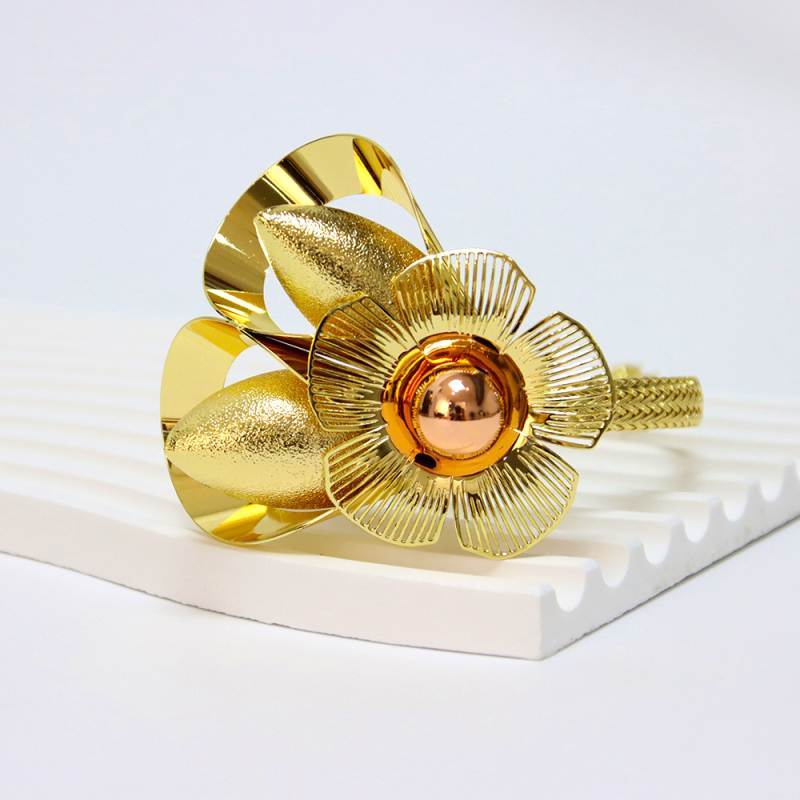 Traditional Indian Bollywood Style Gold Plated Jewelry Set