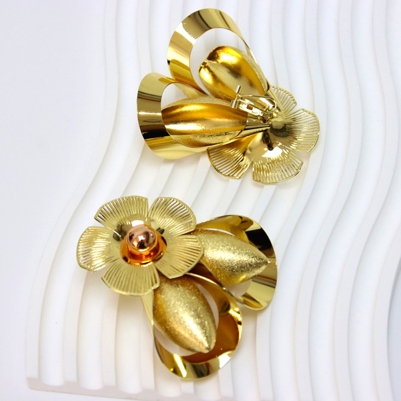 Traditional Indian Bollywood Style Gold Plated Jewelry Set