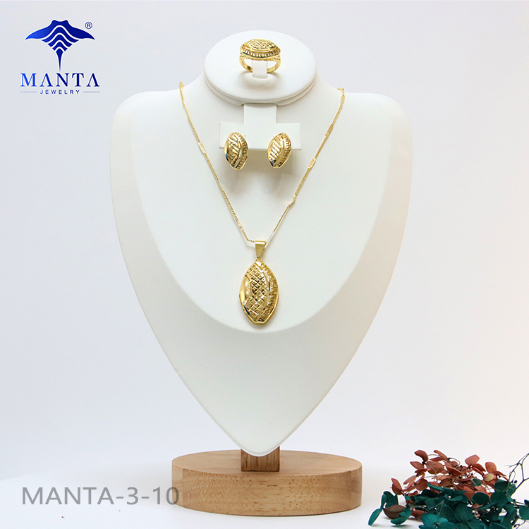 Simple Crystal 18k Gold Pendant Necklace Earrings Ring Set