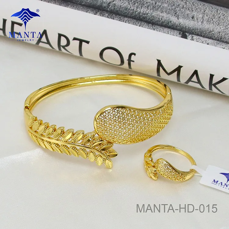 Set Cincin Gelang Loyang Hadiah Barang Kemas Mewah