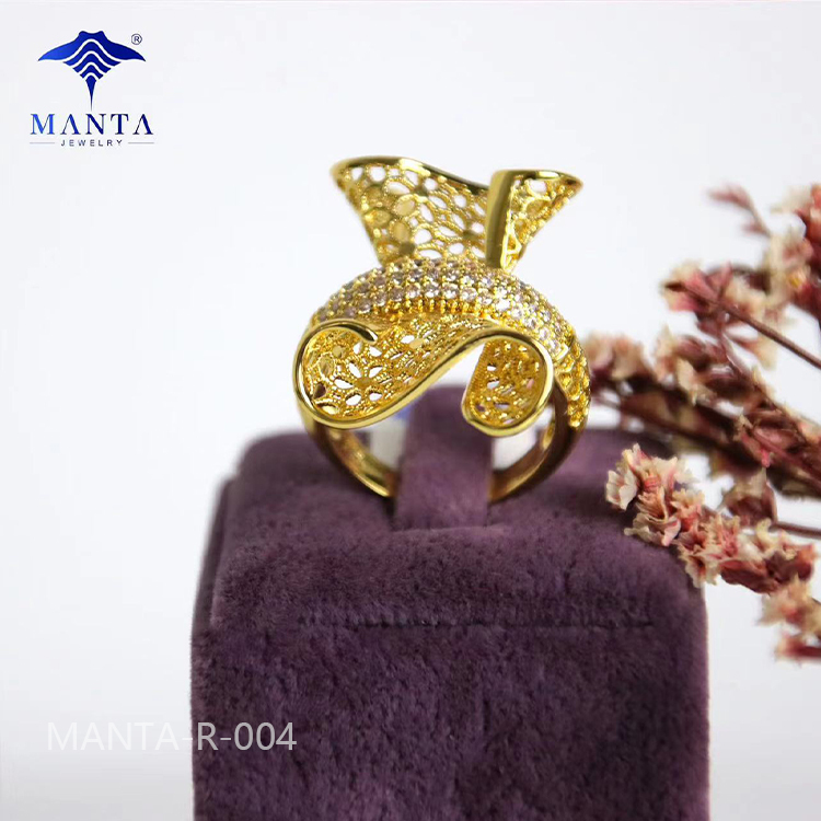 Trendy Style 24k Gold Cutout Men's Wedding Rings