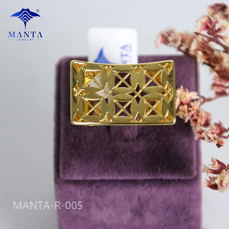 Trendy Style 24k Gold Cutout Men's Wedding Rings