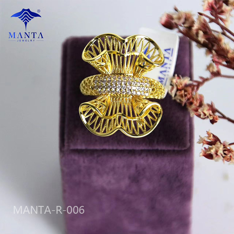 Trendy Style 24k Gold Cutout Men's Wedding Rings