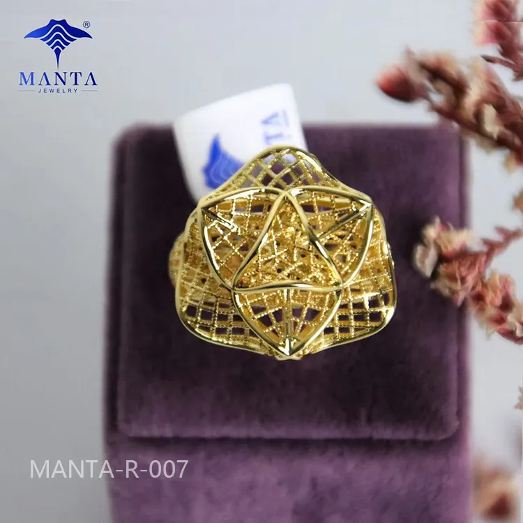 Anéis de noivado femininos exclusivos em ouro 24k Dubai