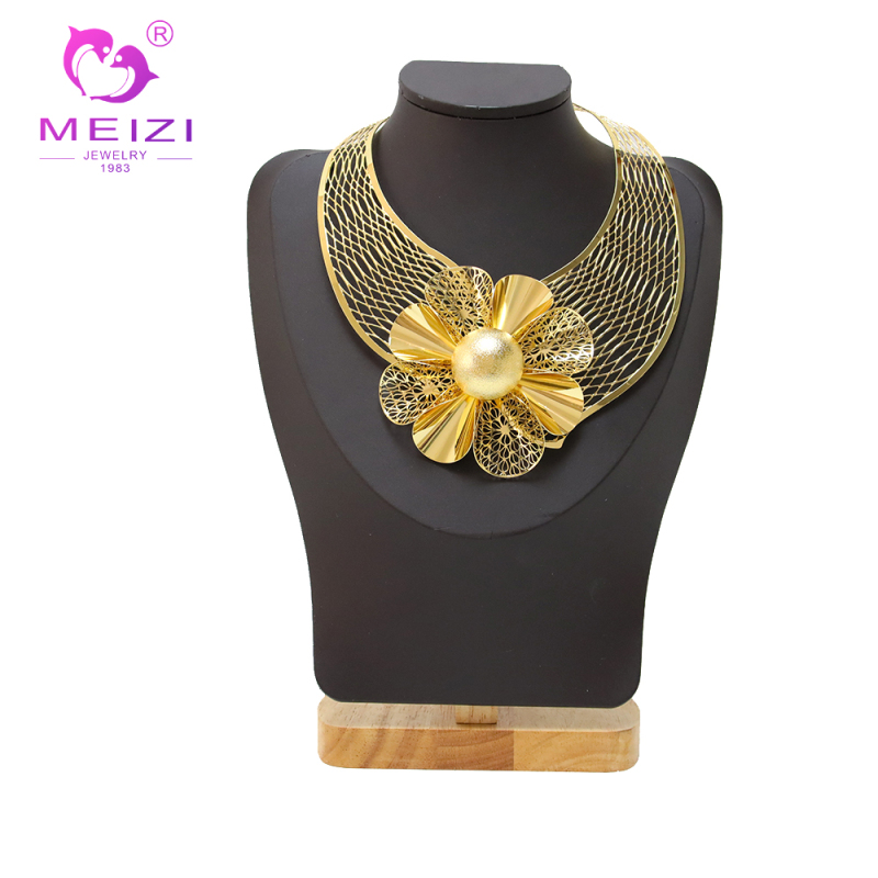 Squisita collana da donna, orecchini, anello, braccialetto, regalo
