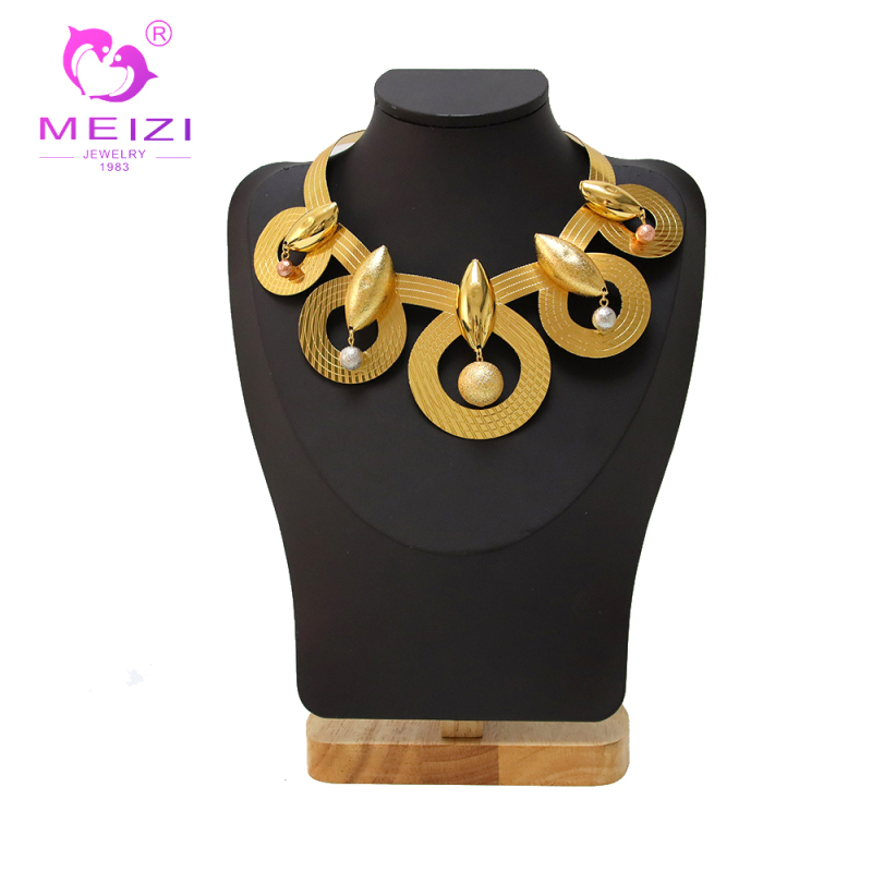 Fashion Trend Woman Necklace Jewelry Set