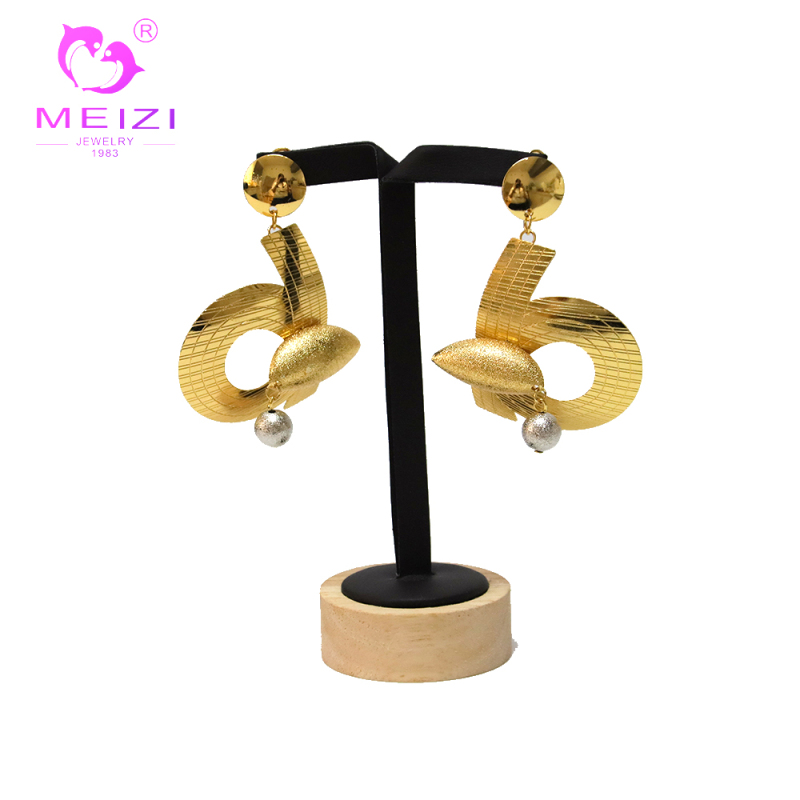 Fashion Trend Woman Necklace Jewelry Set