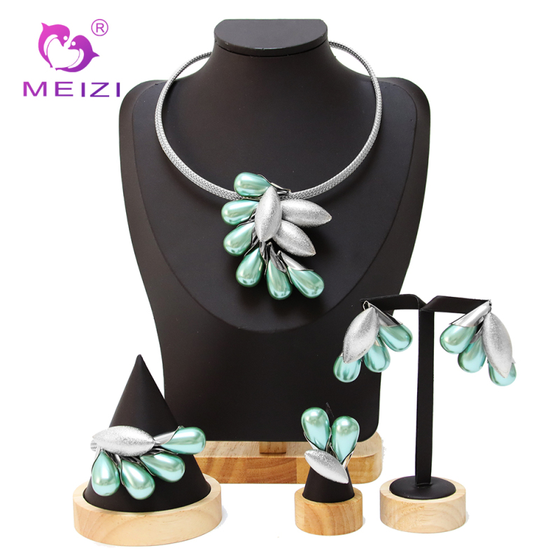 High Quality Ladies Wedding Party Simple Style