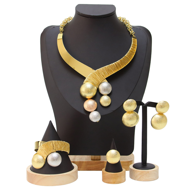 Golden jewelry set 24k African woman Dubai