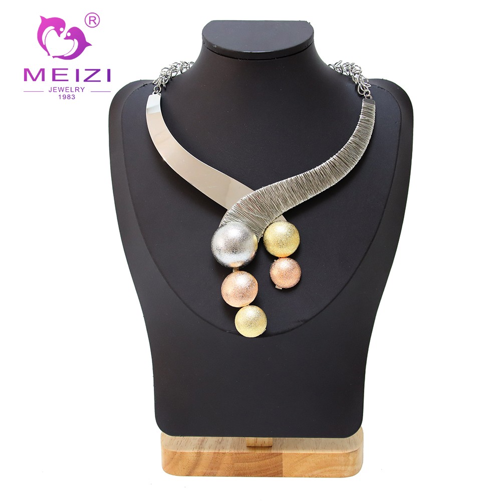 Indian gold -plated woman necklace