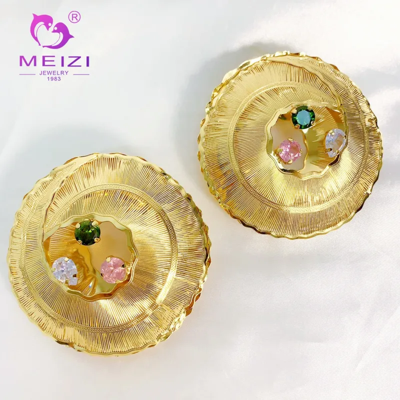 Pendientes hipoalergénicos de oro de boda de 18 quilates para mujer.
