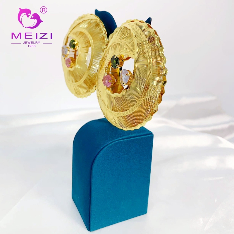 18k wedding gold hypoallergenic earrings for women