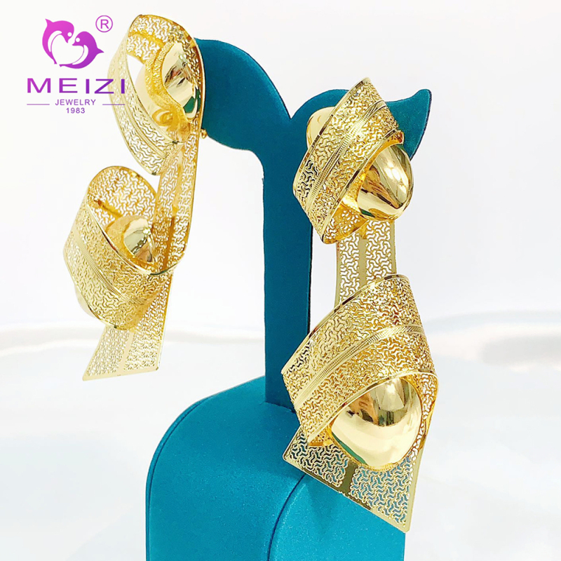 dainty 18k big gold earrings for women