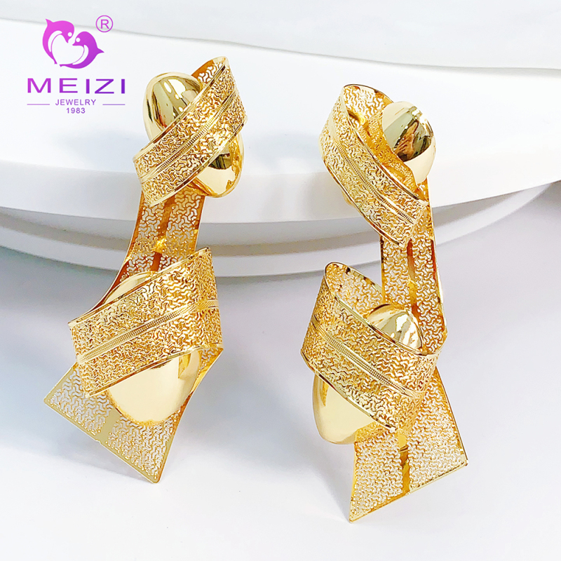 dainty 18k big gold earrings for women