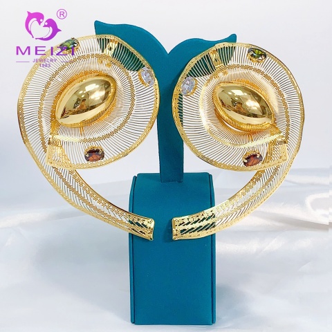perkahwinan 18k emas besar berlian kancing subang