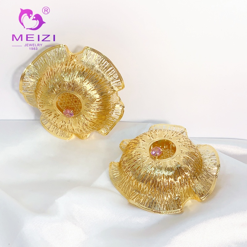 designer gold diamond flower earrings for women