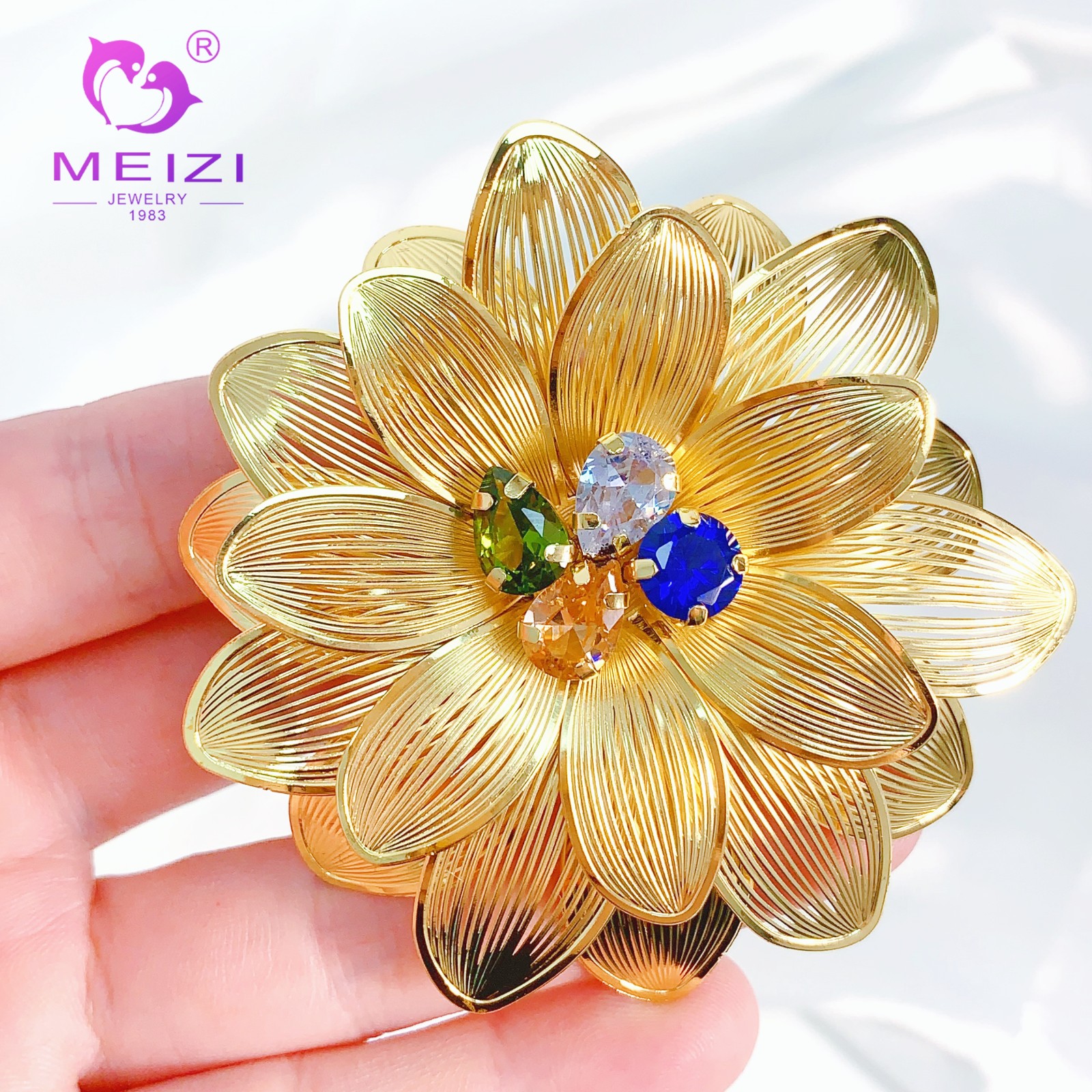 gold flower earrings