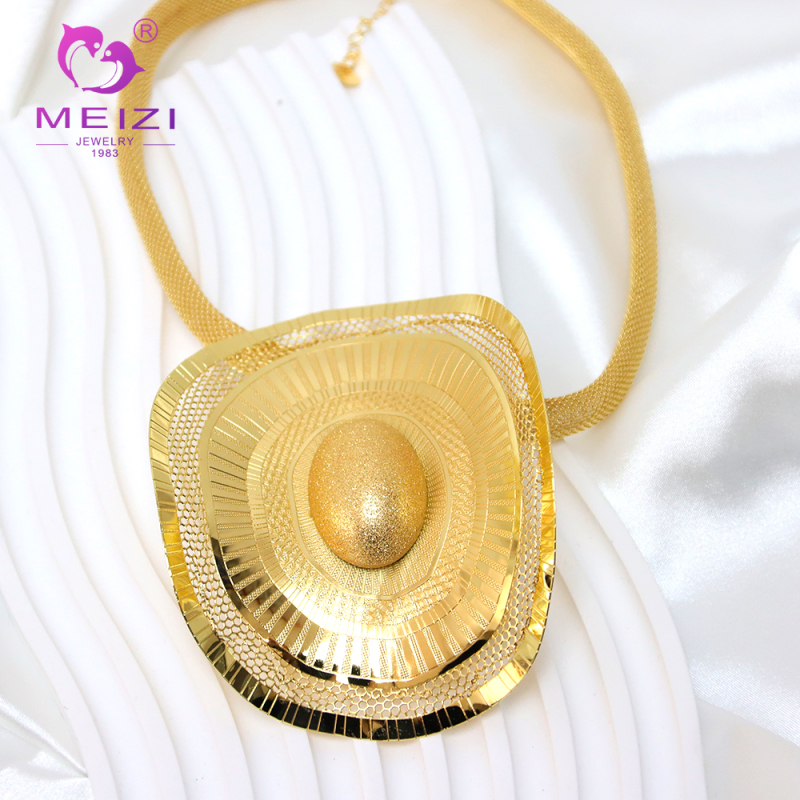 ladies chain gold necklace pendant set with earrings