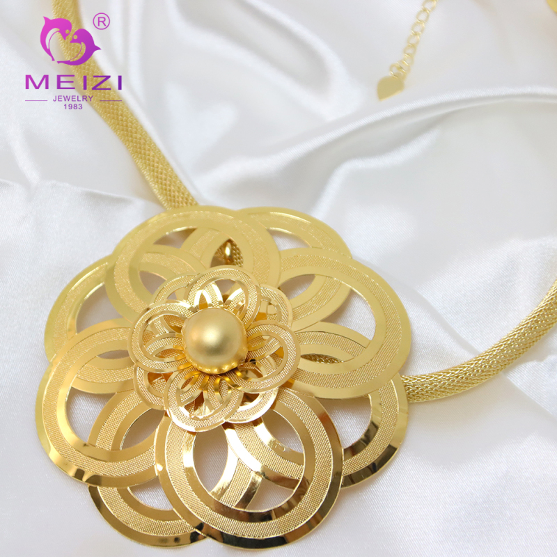 women's gold necklace & earring set