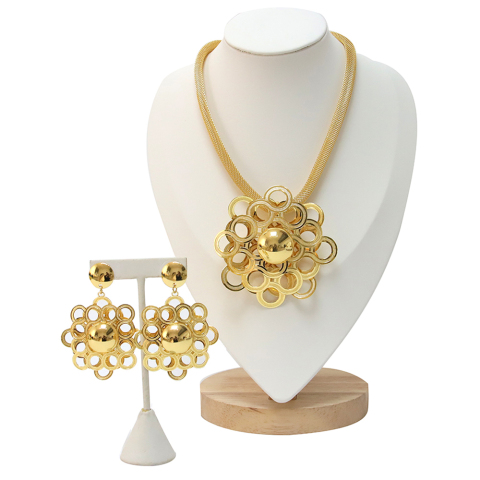 colar de brinco de casamento de ouro com corrente atemporal