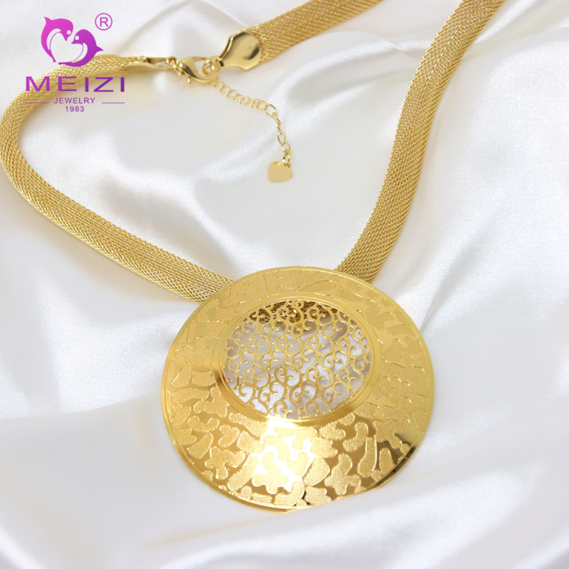 women's fashion chain gold necklace earring set