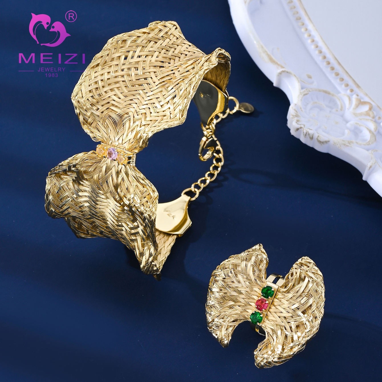 Metal woven jewelry set