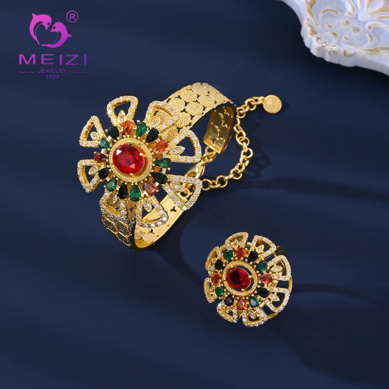 Vintage Court Style Gold-Plated Gemstone Jewelry Set