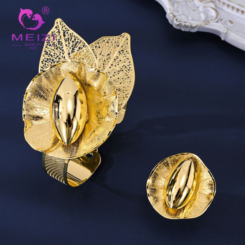 Vintage Floral Luxury Gold-Plated Jewelry Set