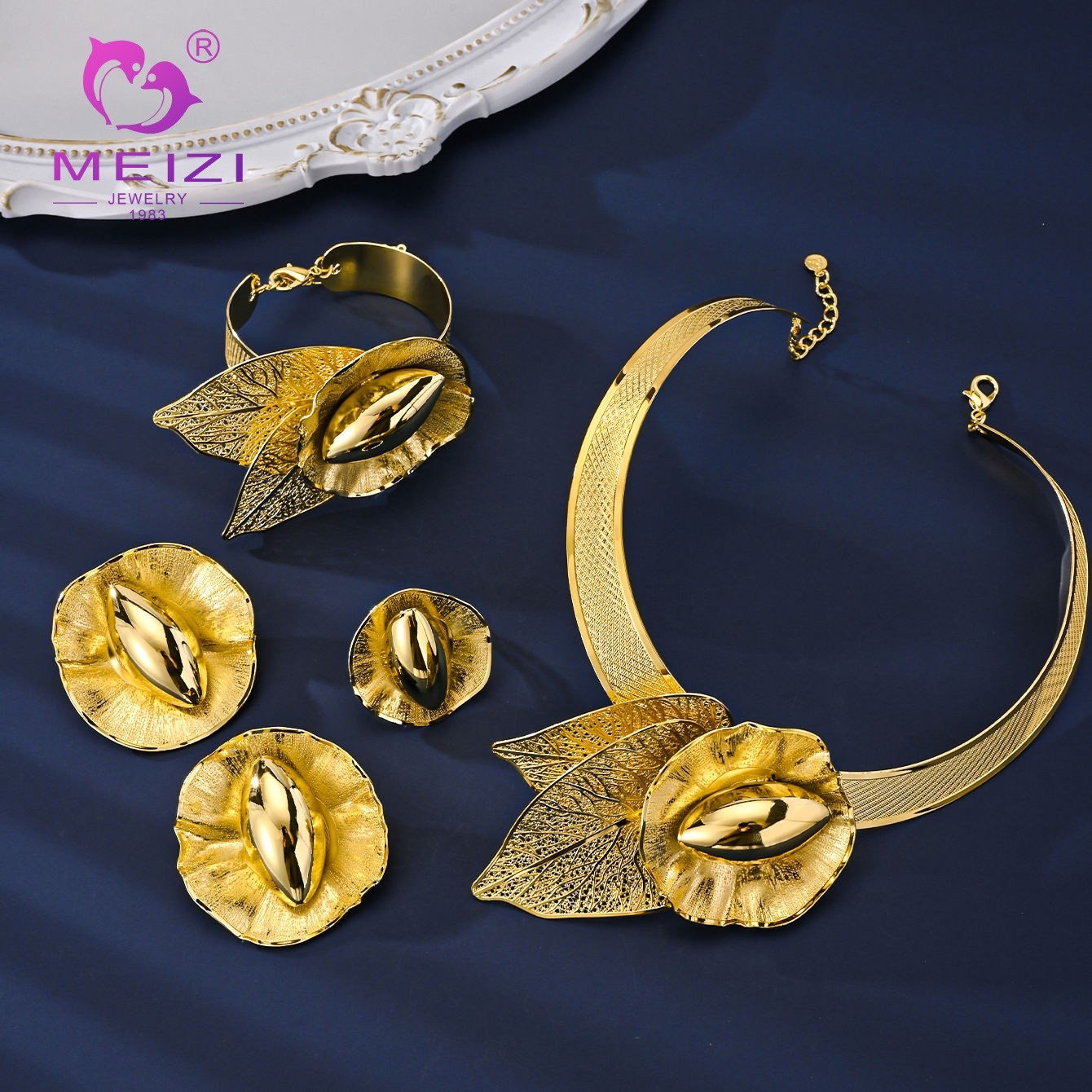 Gold-Plated Artistic Jewelry Set;