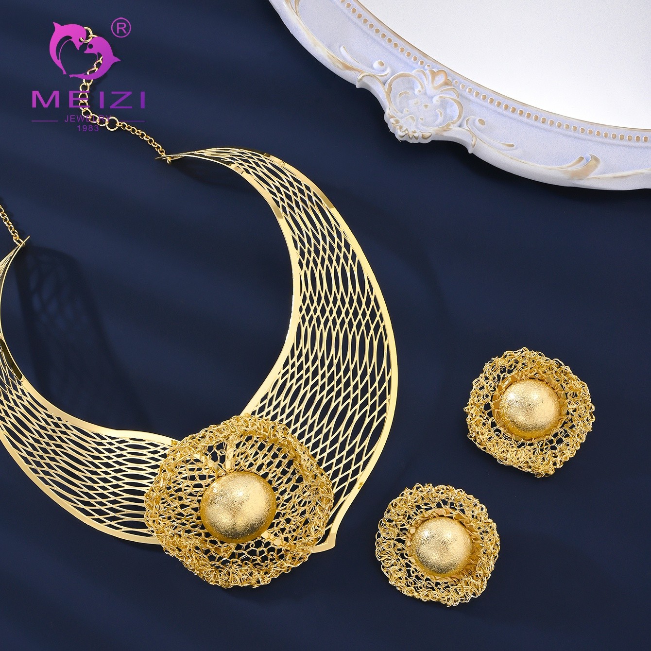 Metal woven jewelry set Metal woven jewelry set