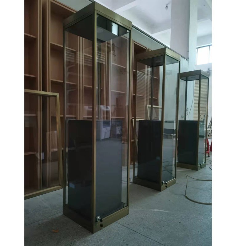 Supply Custom toughened glass jewelry display wooden Bracelet