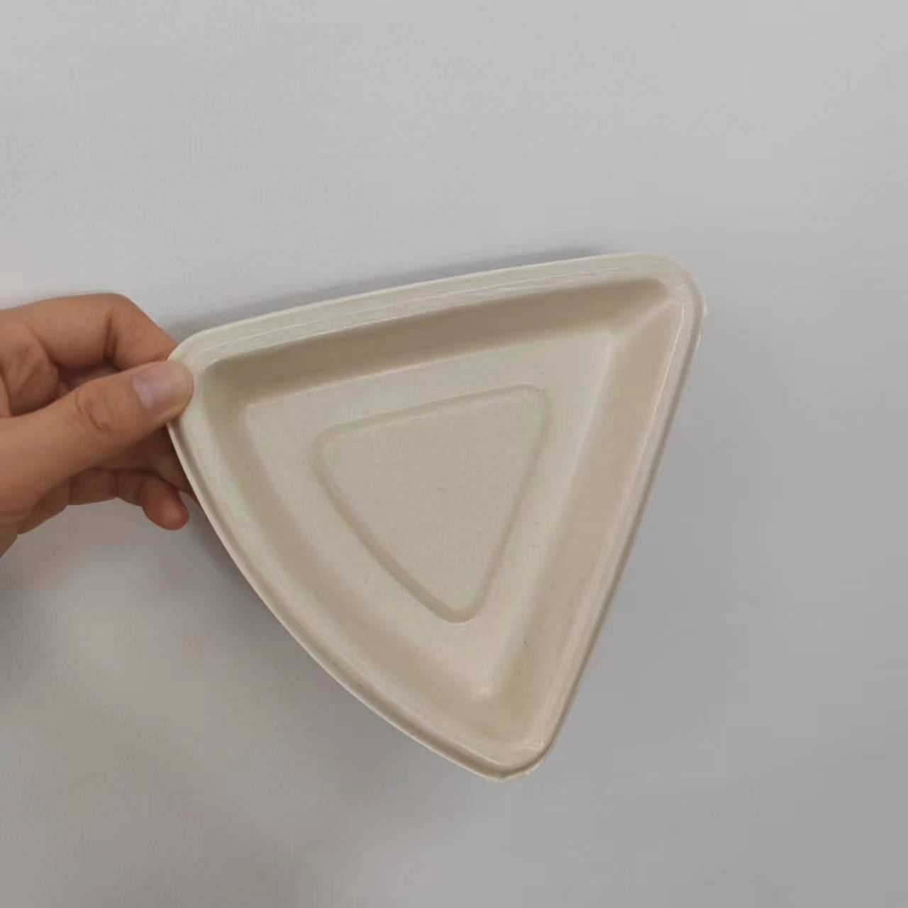 Triangle Potato Cake Box Coated Bagasse with Lid