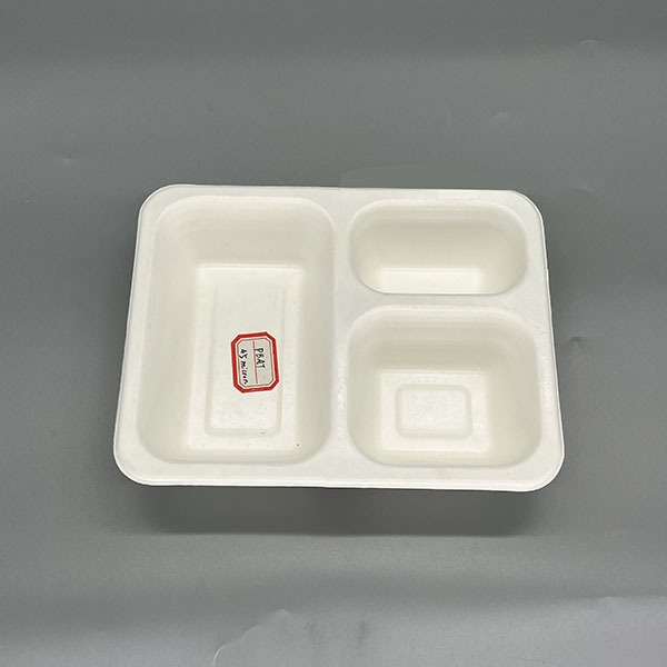 200x155mm White 3-Compartment Laminated Bagasse Trays