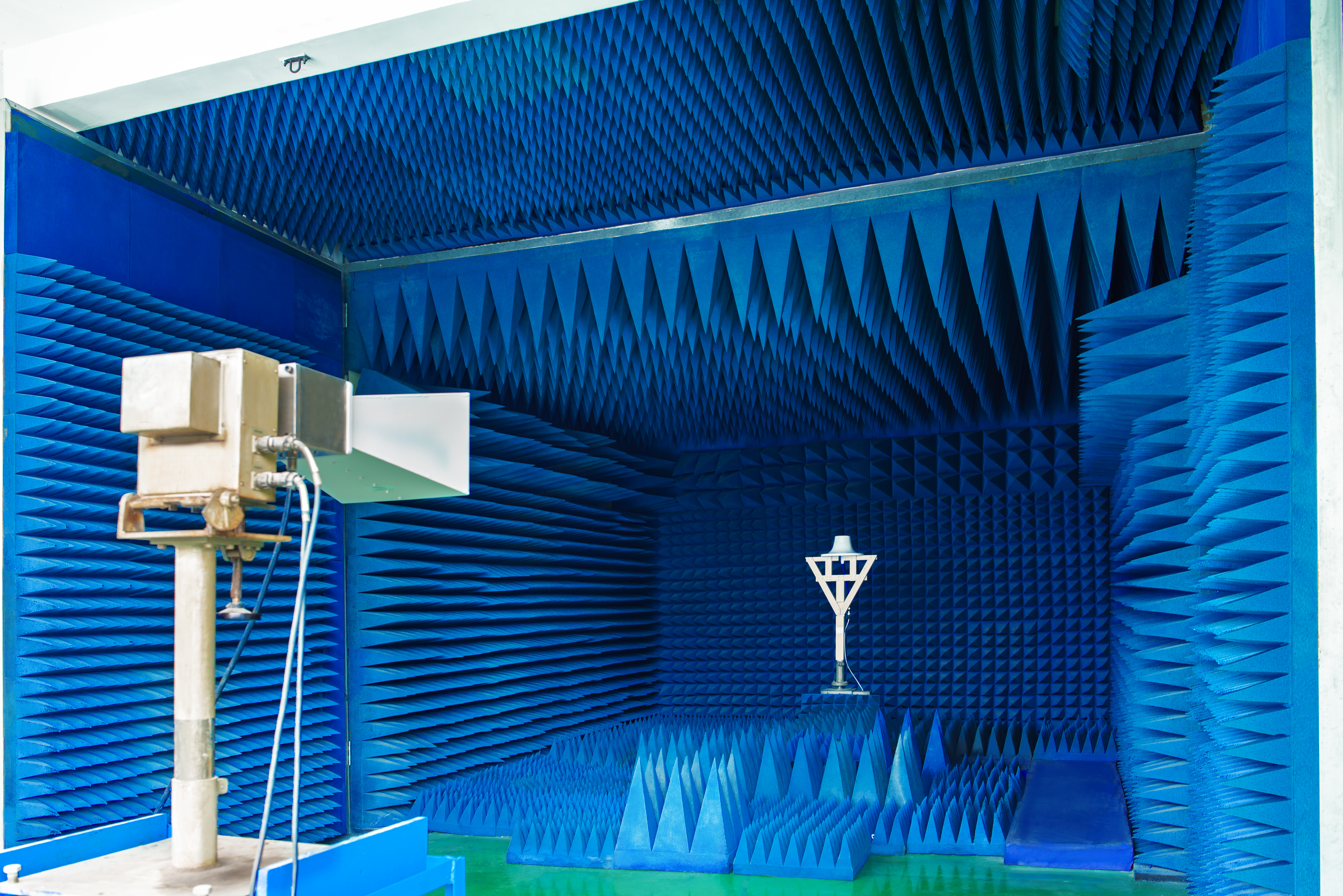 Our Commitment to Reliable Communication Antenna Solutions