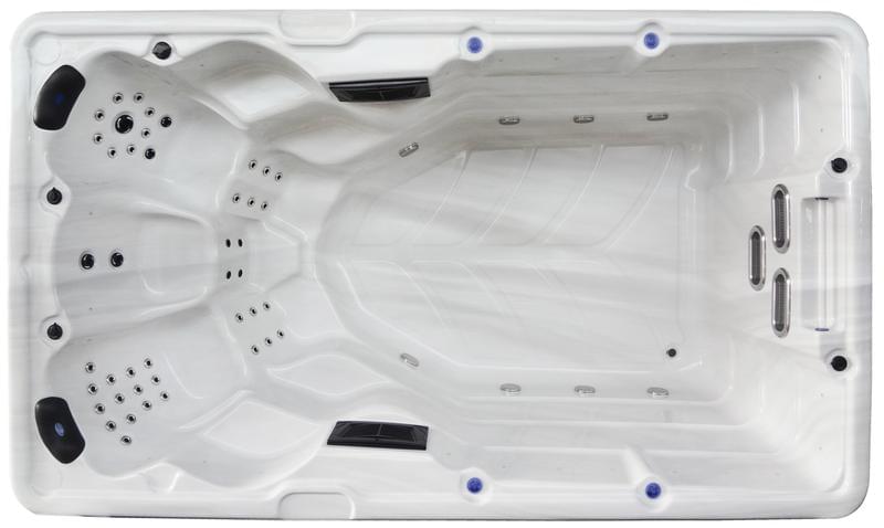 Small swim spa - 8802