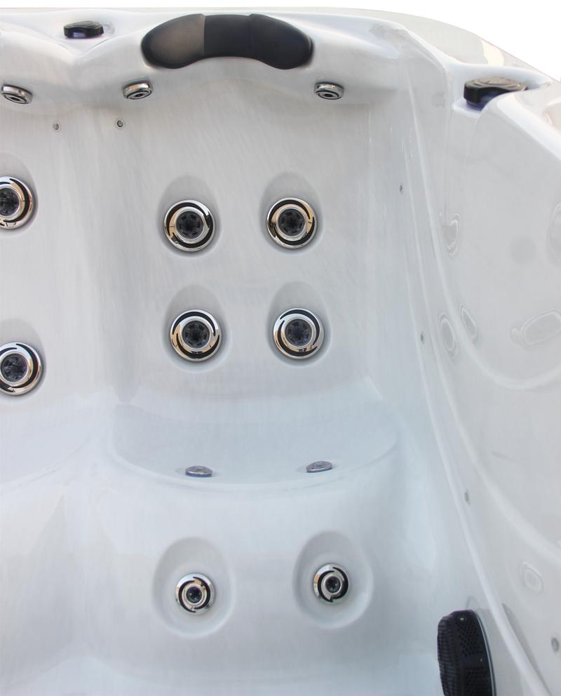 5 person square hot tub - 2205