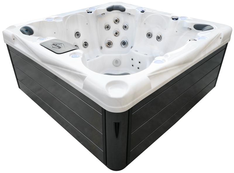 7 person backyard hot tub - 1105