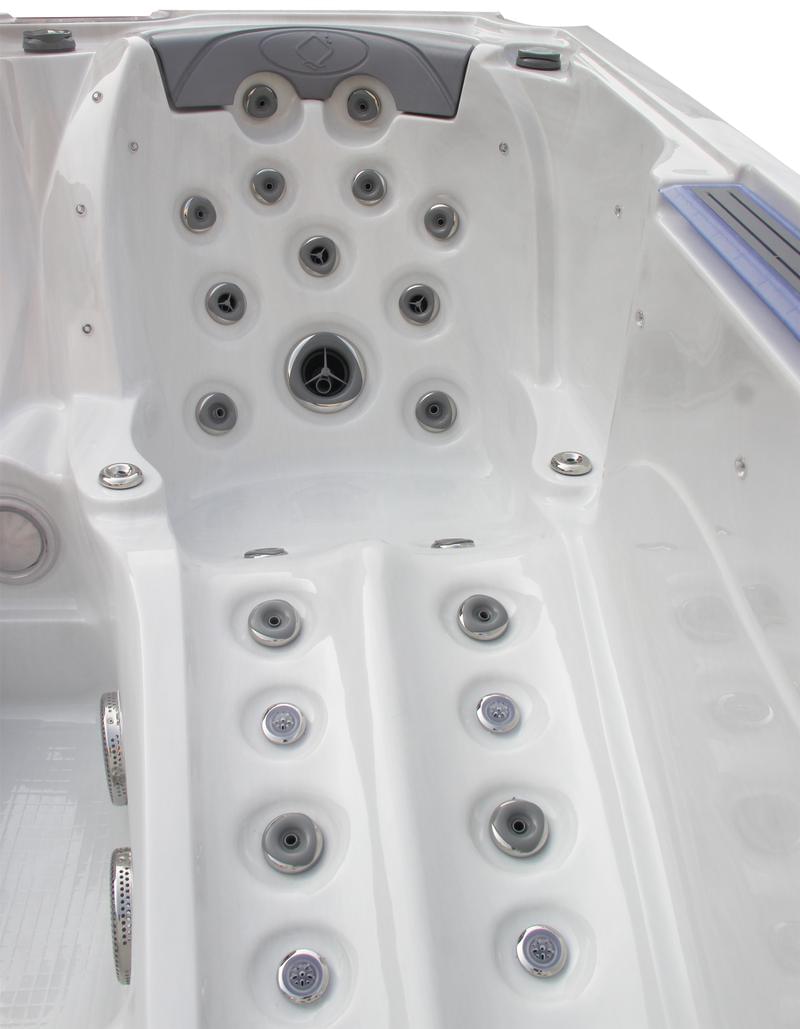 3 person outdoor hot tub - 2003T