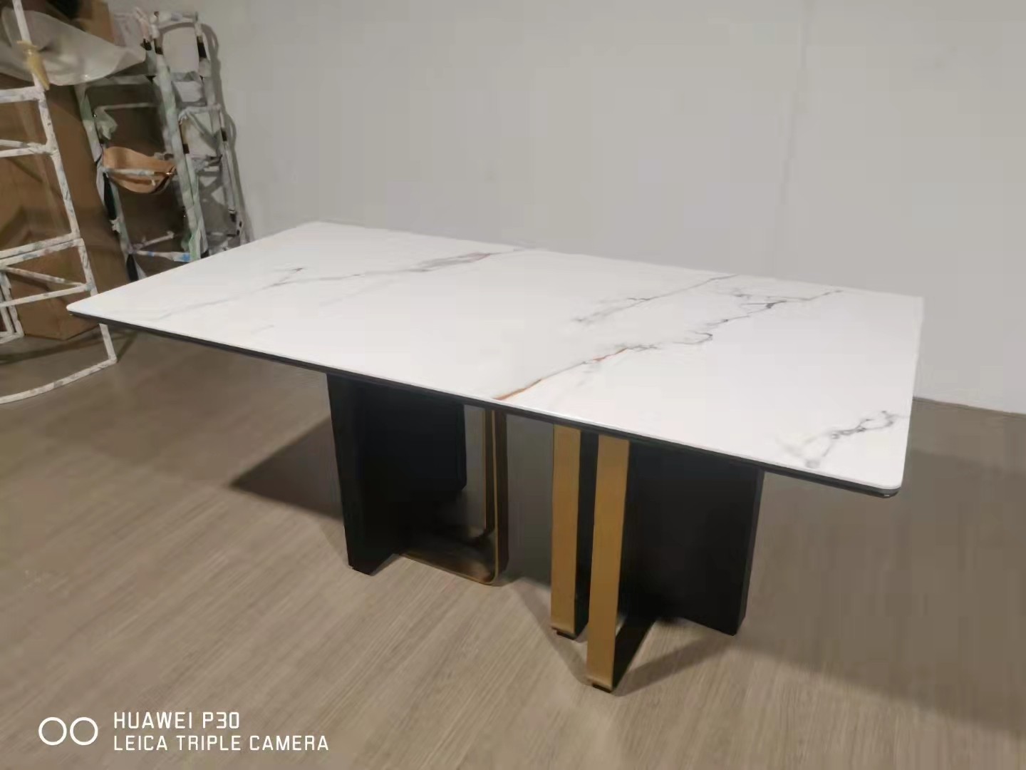 black marble dining table