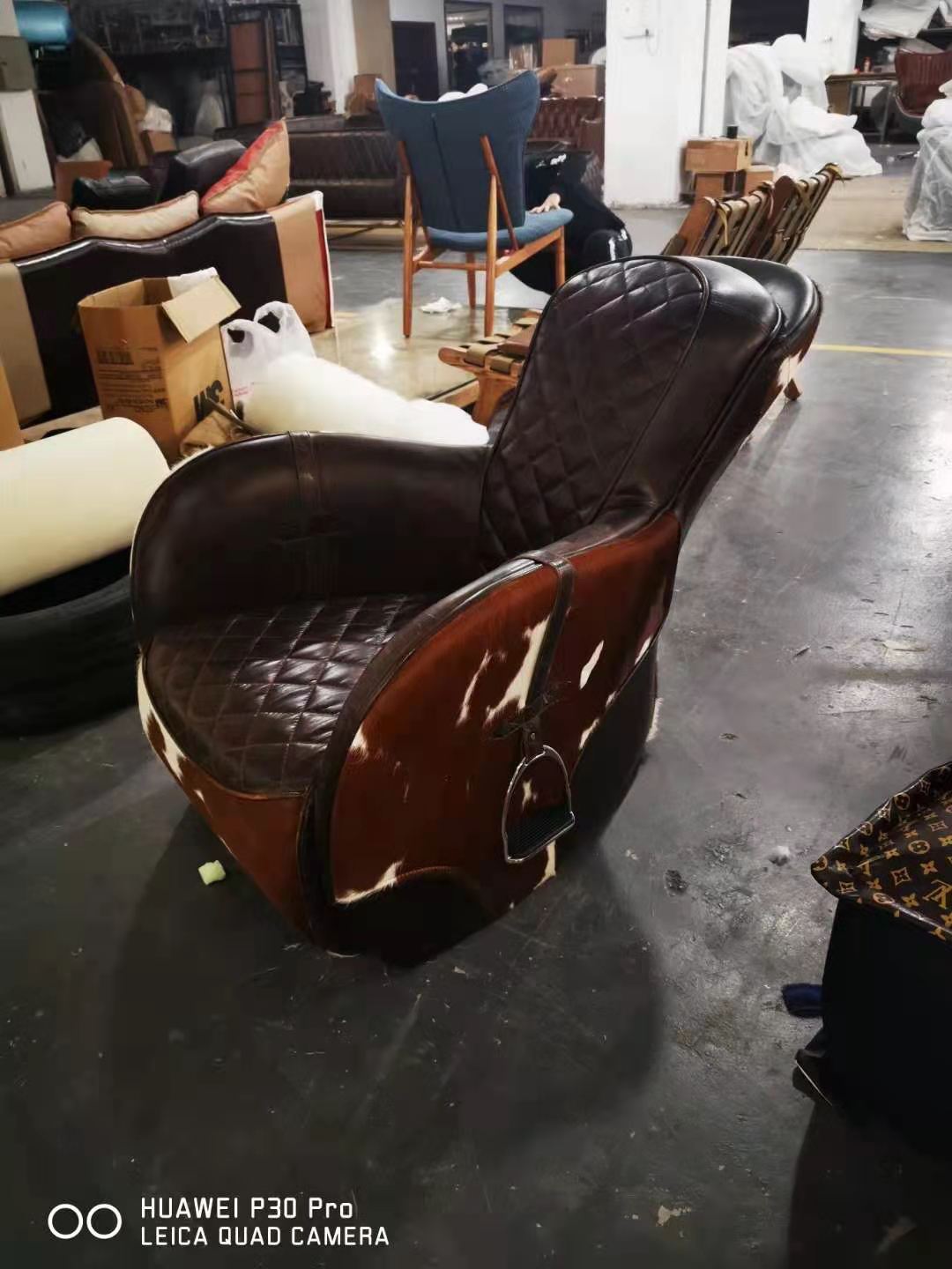 leather saddle chair