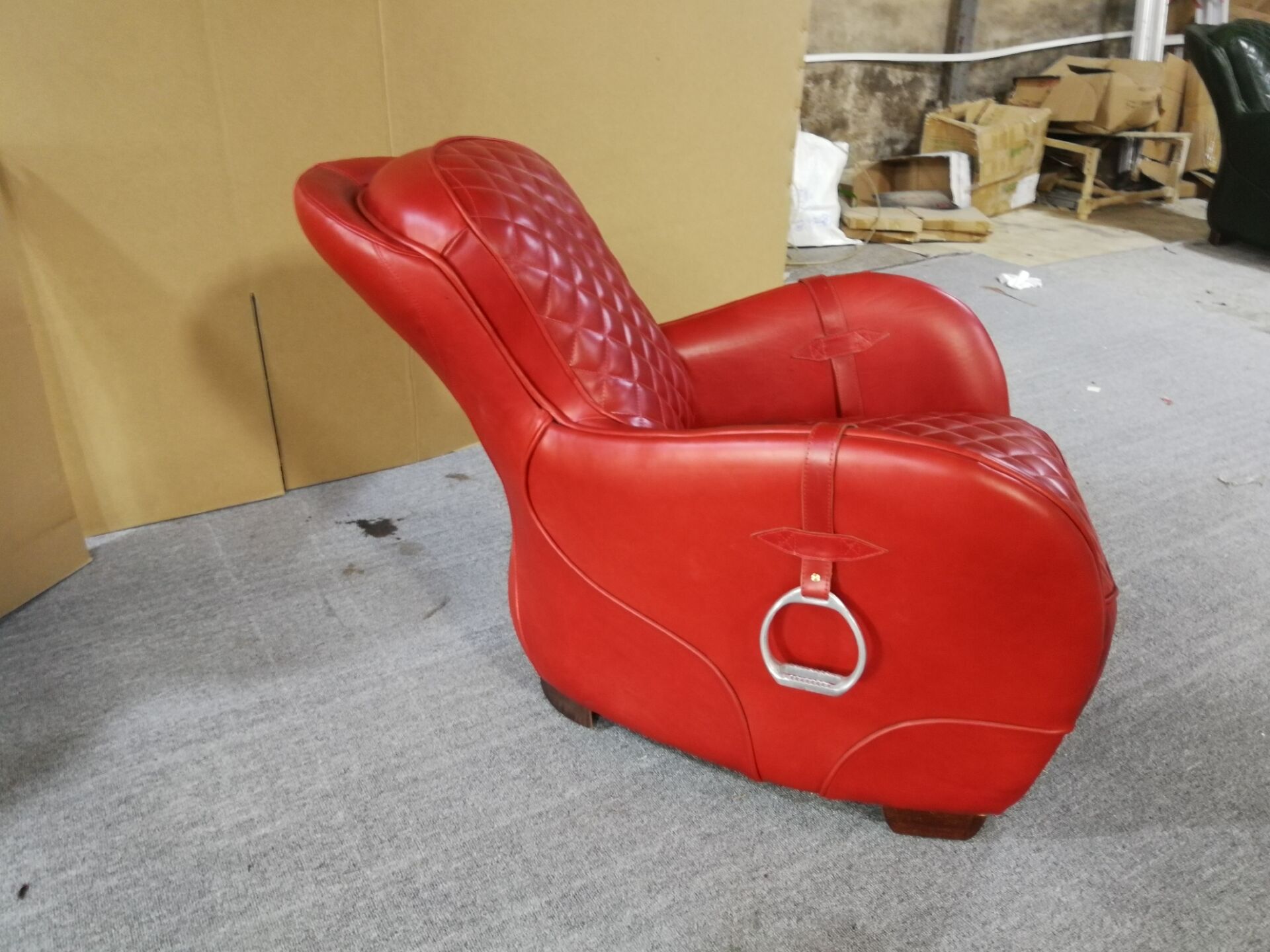 saddle chair