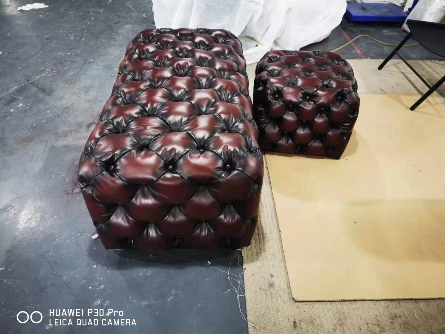 ottoman bench buttons