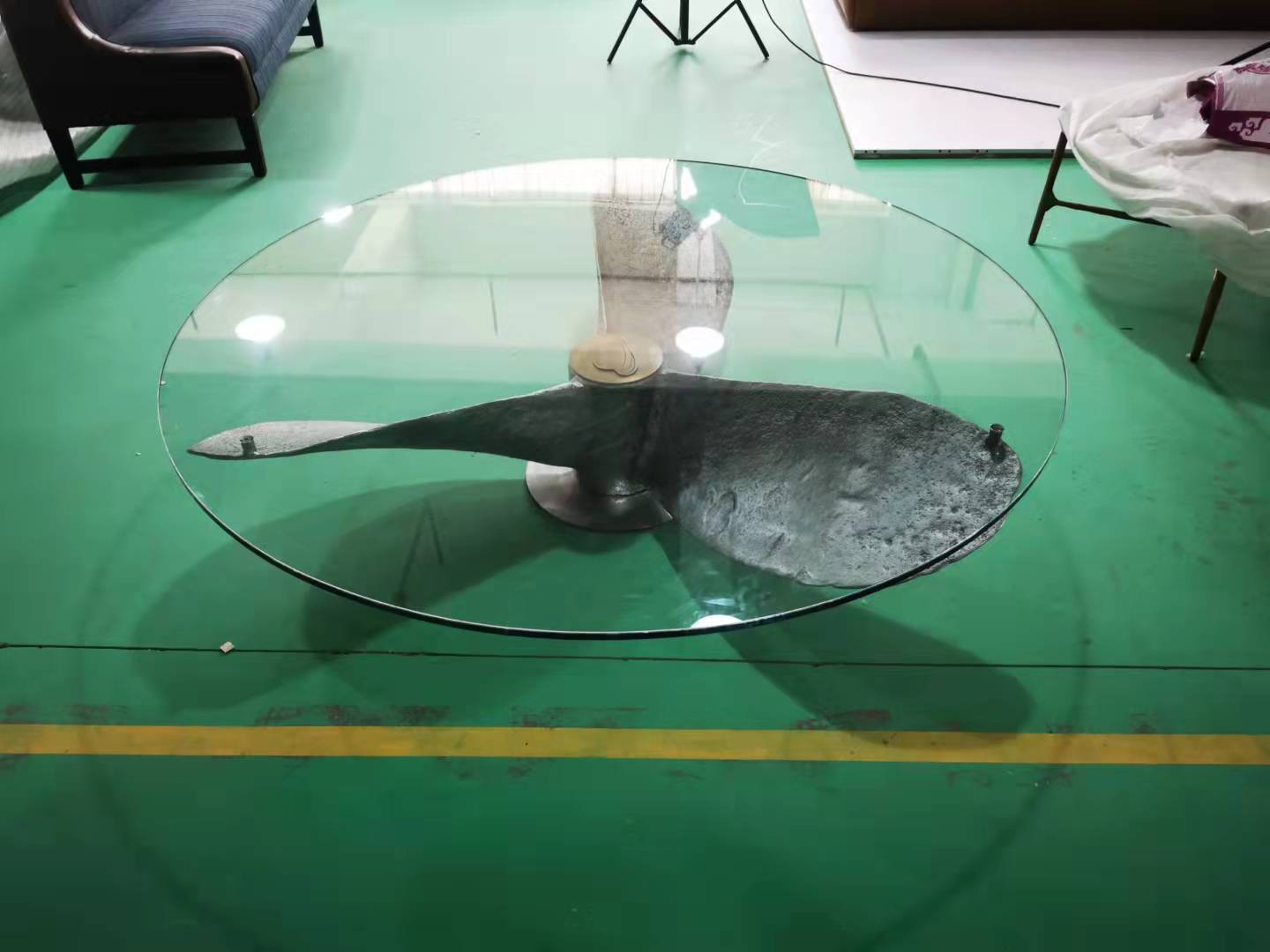 round coffee table